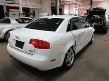 Load image into Gallery viewer, COOLING FAN ASSEMBLY Audi A4 2004 04 2005 05 06 07 - 09 - 937545