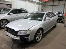 Load image into Gallery viewer, RADIATOR Audi A8 2003 03 2004 04 2005 05 2006 06 2007 07 2008 08 09 10 - 942359