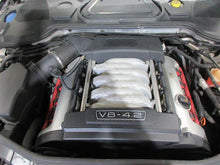 Load image into Gallery viewer, FRONT SPINDLE Audi A8 S8 2004 04 2005 05 2006 06 2007 07 08 09 Right - 947088