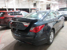 Load image into Gallery viewer, TRUNK LID Hyundai Sonata 2011 11 2012 12 2013 13 2014 14 - 954167