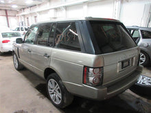 Load image into Gallery viewer, FRONT DOOR GLASS Range Rover 06 07 08 09 10 11 12 Left - 999545