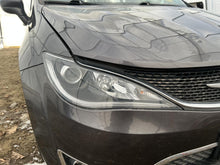 Load image into Gallery viewer, HEADLIGHT LAMP ASSEMBLY Pacifica Voyager 17 18 19 20 Right - DG182952