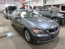 Load image into Gallery viewer, FRONT SPINDLE BMW 330xi 328xi 325xi 335xi 2006 06 07 08 09 10 11 Right - 979092