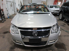 Load image into Gallery viewer, REAR HUB WITH SPINDLE Q3 TT CC EOS Passat Tiguan 2006-2017 Right - 993096