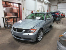 Load image into Gallery viewer, ALTERNATOR BMW 323i 325i 530i 528i 330i 525i 2006 06 2007 07 2008 08 09 10 - 997537