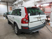 Load image into Gallery viewer, EXHAUST MANIFOLD Volvo S80 XC90 2002 02 2003 03 2004 04 2005 05 06 - 1007949