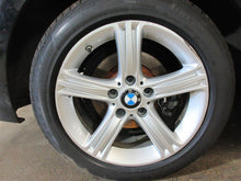 Load image into Gallery viewer, REAR HUB WITH SPINDLE 320i 328D 328i 335i Active 3 12-16 Left - 1025757