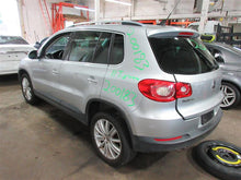 Load image into Gallery viewer, RADIATOR CORE SUPPORT Tiguan 2009 09 2010 10 2011 11 - 1037905