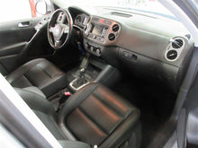 Load image into Gallery viewer, RADIATOR CORE SUPPORT Tiguan 2009 09 2010 10 2011 11 - 1037905