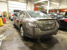 Load image into Gallery viewer, HEADLIGHT LAMP ASSEMBLY Nissan Maxima 09 10 11 12 13 14 Right - 1095607