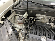 Load image into Gallery viewer, Console Volkswagen Atlas 18 19 20 21 22 - 1336996