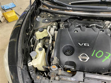 Load image into Gallery viewer, REAR DOOR GLASS Nissan Maxima 09 10 11 12 13 14 Right - 1338146
