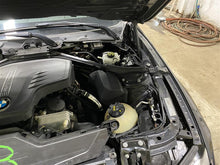 Load image into Gallery viewer, FRONT SPINDLE KNUCKLE 228I 320i 328D 328i 335i M235I 13-15 AWD Right - 1338417