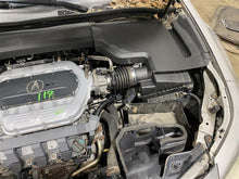 Load image into Gallery viewer, AIR CLEANER BOX Acura TL 09 10 11 12 13 14 - 1338529