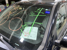 Load image into Gallery viewer, FRONT DOOR WINDOW SWITCH Kia Sorento 11 12 13 14 15 Left - 1346729