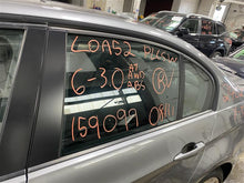 Load image into Gallery viewer, 2011 BMW 328i Floor Shifter - 1350567