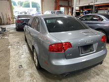 Load image into Gallery viewer, HEADLIGHT LAMP ASSEMBLY Audi A4 S4 05 06 07 08 09 Left - 1357607