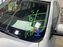 Load image into Gallery viewer, FRONT SPINDLE KNUCKLE X5 X5M X6 X6M 07 08 09 10 11 12 13 14 Right - 1360634