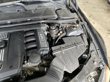 Load image into Gallery viewer, TRUNK LID MOUNTED TAIL LIGHT LAMP 323i 325ci 325i 328i 330ci 06-08 Right - 1363426