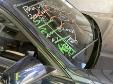 Load image into Gallery viewer, FRONT FENDER 320i 328D 328i 335i Active 3 12 13 14 15 16 Right - 1365159