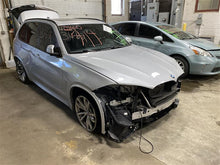 Load image into Gallery viewer, REAR QUARTER GLASS BMW X5 X5M 14 15 16 17 18 Left - 1367288