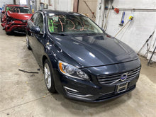 Load image into Gallery viewer, Air Bag Volvo S60 V60 XC60 13 14 15 16 17 18 Right - 1368379