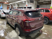 Load image into Gallery viewer, CENTER PILLAR CUT Hyundai Tucson 2016 16 2017 17 2018 18 Left - 1370079