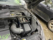 Load image into Gallery viewer, FRONT SPINDLE KNUCKLE Land Rover Evoque 15 16 17 18 19 Right - 1371840