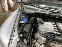 Load image into Gallery viewer, REAR BUMPER Volkswagen Touareg 2004 04 2005 05 2006 06 2007 07 08 09 10 - 1372199