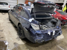 Load image into Gallery viewer, AC CONDENSER 750 HYBRID 750i 750il 760li Active 7 Alpina B7 09-17 - 1372871