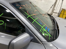 Load image into Gallery viewer, FRONT DOOR BMW 525i 535i 545i 528i 2004 04 05 06 07 08 09 10 Left - 1373409