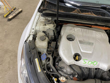 Load image into Gallery viewer, CENTER PILLAR CUT Kia Optima 11 12 13 14 15 16 Left - 1376276