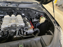 Load image into Gallery viewer, FRONT STRUT SHOCK Audi Q7 07 08 09 10 11 12 13 14 Left - 1375837