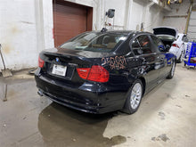 Load image into Gallery viewer, FRONT DRIVE SHAFT BMW 325xi 330xi 328xi 335xi 2006 06 2007 07 2008 08 09 10 11 - 1379125