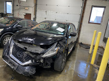 Load image into Gallery viewer, INTERIOR REAR VIEW MIRROR Altima Versa JX35 Titan Sentra 07 08 09 10 - 13 - 1381562