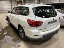 Load image into Gallery viewer, INTERIOR REAR VIEW MIRROR Altima Versa JX35 Titan Sentra 07 08 09 10 - 13 - 1384468