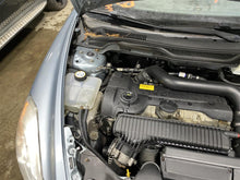 Load image into Gallery viewer, RADIATOR Volvo S40 C30 C70 V50 2004 04 2005 05 2006 06 2007 07 08 09 10 - 1385067