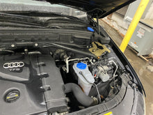 Load image into Gallery viewer, CENTER PILLAR CUT Audi Q5 SQ5 09 10 11 12 13 14 15 16 Right - 1386545