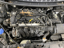 Load image into Gallery viewer, Rear Bumper Assembly Hyundai Elantra 2015 - 1387025