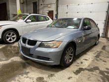 Load image into Gallery viewer, FRONT DRIVE SHAFT BMW 325xi 330xi 328xi 335xi 2006 06 2007 07 2008 08 09 10 11 - 1387713