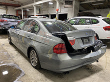 Load image into Gallery viewer, FRONT DRIVE SHAFT BMW 325xi 330xi 328xi 335xi 2006 06 2007 07 2008 08 09 10 11 - 1387713