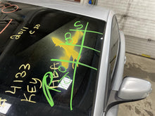 Load image into Gallery viewer, PLASTIC ENGINE COVER Volvo C30 2011 11 - 1388930