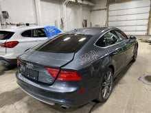 Load image into Gallery viewer, RADIO ANTENNA Audi A7 2013 13 - 1389054