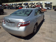 Load image into Gallery viewer, TRUNK LID MOUNTED TAIL LIGHT LAMP Toyota Camry 07 08 09 Left - MRK464089
