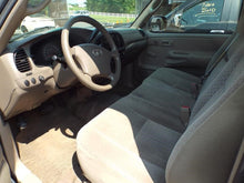 Load image into Gallery viewer, HEADLIGHT LAMP ASSEMBLY Toyota Tundra 2005 05 2006 06 Right - MRK465407