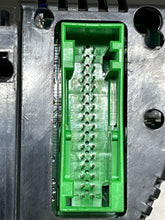 Load image into Gallery viewer, SPEEDOMETER CLUSTER Audi A4 2005 05 - NW159462