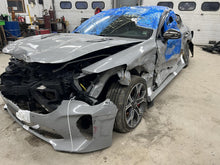 Load image into Gallery viewer, Transmission Kia Stinger 2018 - DG147844
