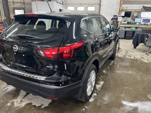 Load image into Gallery viewer, FRONT CV AXLE SHAFT Nissan Rogue Sport 2019 19 2020 20 Right - DG150317