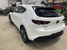 Load image into Gallery viewer, Axle Shaft Mazda 3 2020 - DG153069