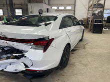 Load image into Gallery viewer, FRONT CV AXLE SHAFT Hyundai Elantra 2021 21 2022 22 AT Left - DG153323